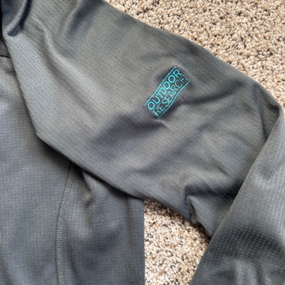 Outdoor Research Waffle Top Layer - Picture 4 of 4